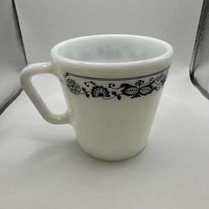 Vintage PYREX Old Town Blue Onion Mugs‎ Cup 8oz